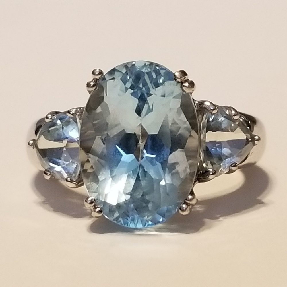 VINTAGE Blue Topaz 3 Stone Sterling Silver Ring